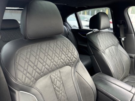 2018 BMW 7-Series - photo 10