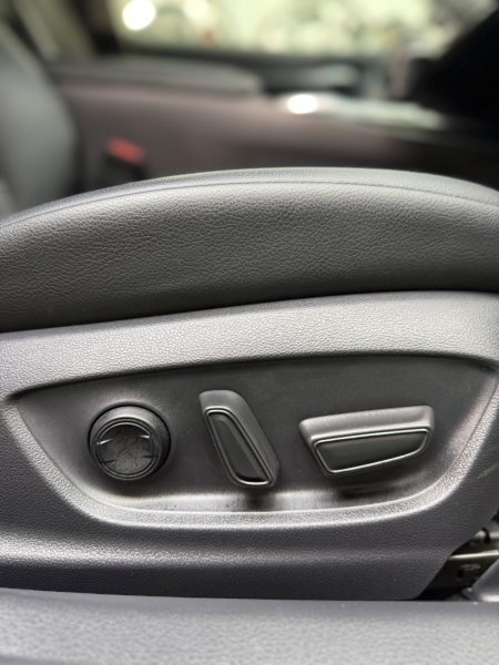 2019 Toyota Camry - photo 21