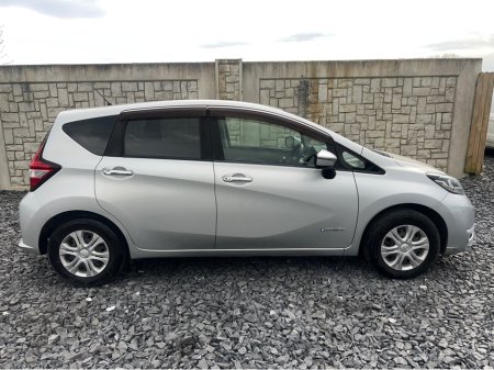 2018 Nissan Note - photo 4