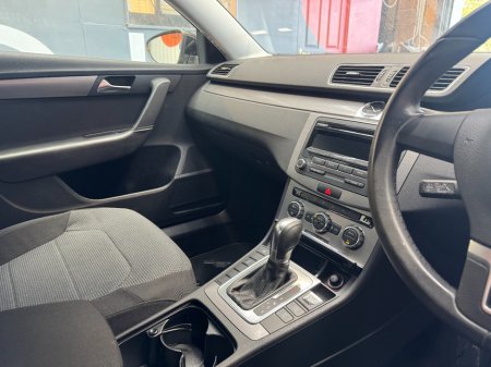 2012 Volkswagen Passat - photo 10