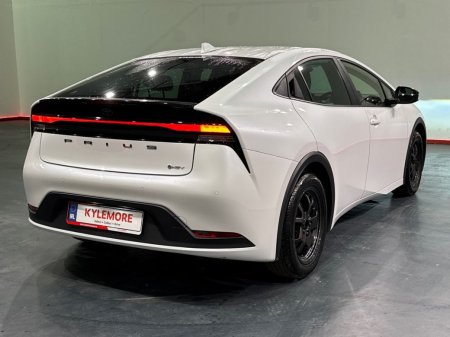 2024 Toyota Prius - photo 3