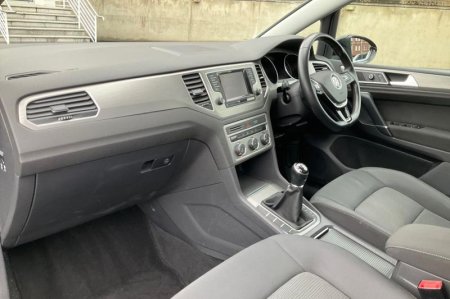 2015 Volkswagen Golf SV - photo 18