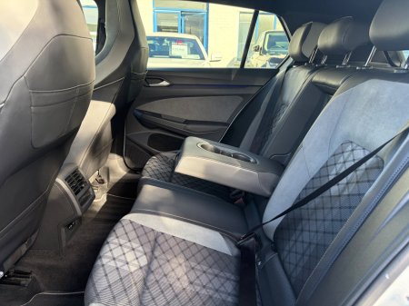 2021 Volkswagen Golf - photo 6