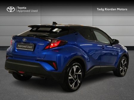 2022 Toyota C-HR - photo 2