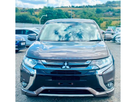 2016 Mitsubishi Outlander - photo 2