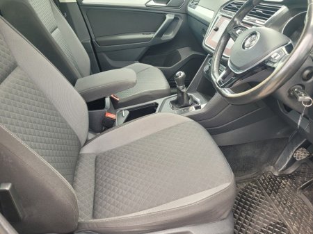 2018 Volkswagen Tiguan - photo 5