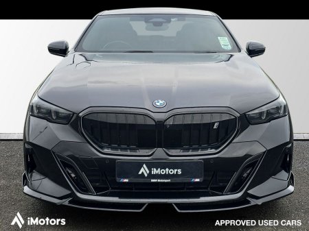 2025 BMW i5 - photo 4
