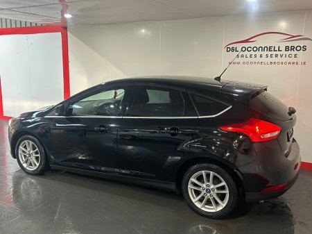 2017 Ford Focus - photo 16