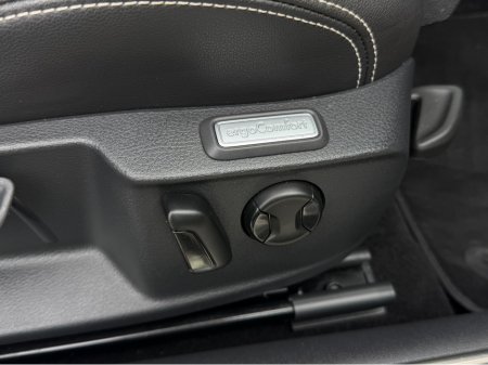 2022 Volkswagen Passat - photo 18