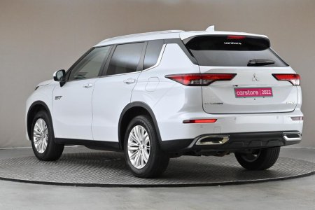 2022 Mitsubishi Outlander - photo 7