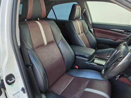 2015 Toyota Crown - photo 21