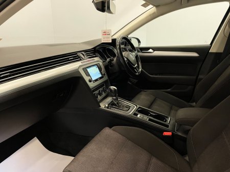 2016 Volkswagen Passat - photo 19