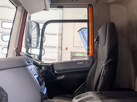 2015 DAF CF 330 - photo 12