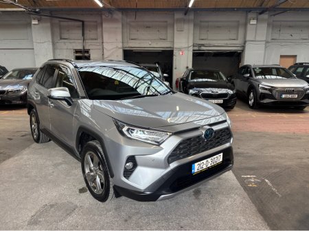 2021 Toyota RAV4 - photo 2
