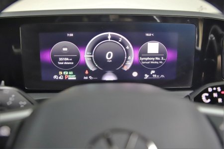 2025 Volkswagen Tiguan - photo 18