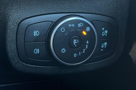 2018 Ford Fiesta - photo 27