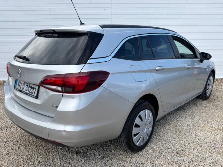 2017 Opel Astra - photo 2