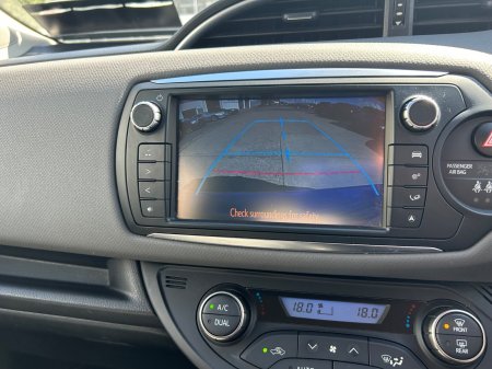 2016 Toyota Yaris - photo 12