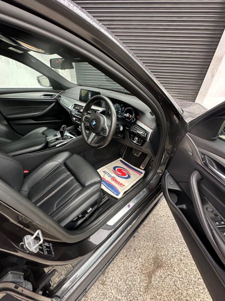 2018 BMW 5-Series - photo 15