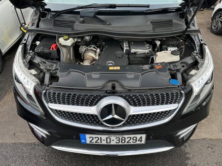 2022 Mercedes-Benz V-Class - photo 12