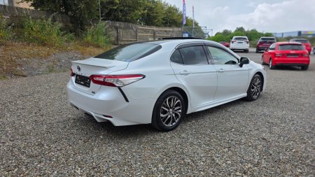 2019 Toyota Camry - photo 8
