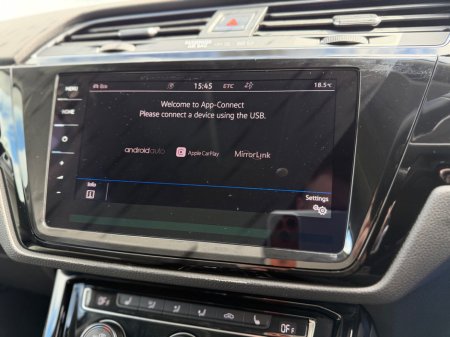 2020 Volkswagen Touran - photo 23