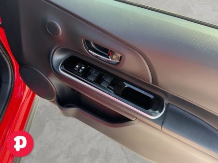 2018 Toyota Aqua - photo 11