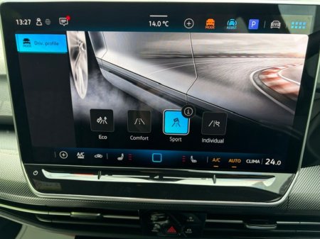 2025 Volkswagen Golf - photo 18