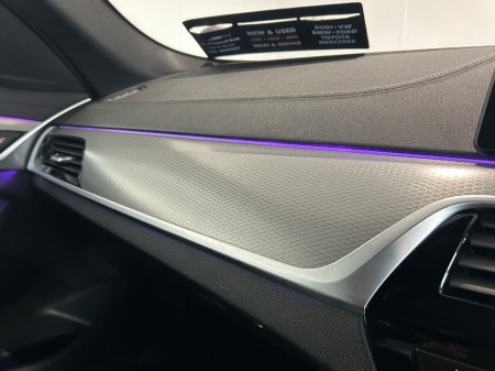 2020 BMW 5-Series - photo 7