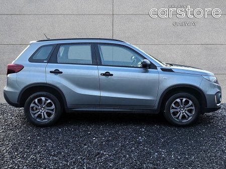 2023 Suzuki Vitara - photo 2