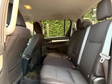 2023 Toyota Hilux - photo 10