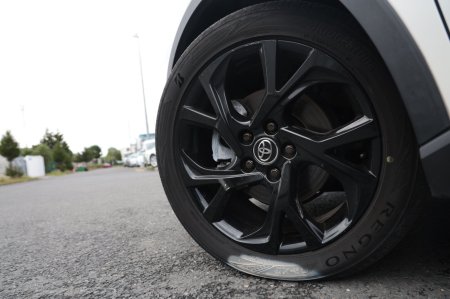 2019 Toyota C-HR - photo 4