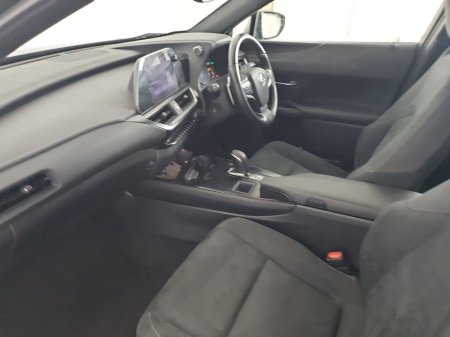 2024 Lexus UX - photo 9
