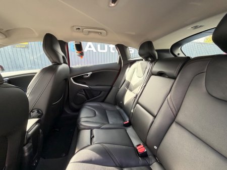 2019 Volvo V40 - photo 44