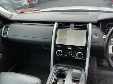 2021 Land Rover Discovery - photo 8