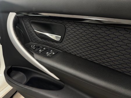 2017 BMW 3-Series - photo 12