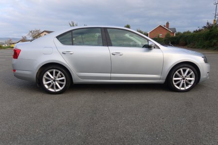 2016 Skoda Octavia - photo 2