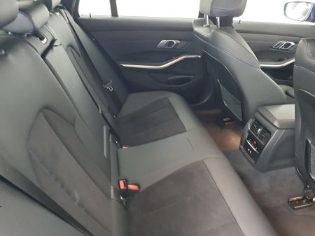 2023 BMW 3-Series - photo 14