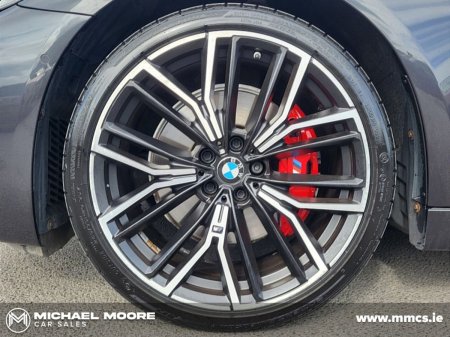 2023 BMW 5-Series - photo 9