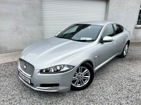 2015 Jaguar XF 2.2 D SE (163PS)