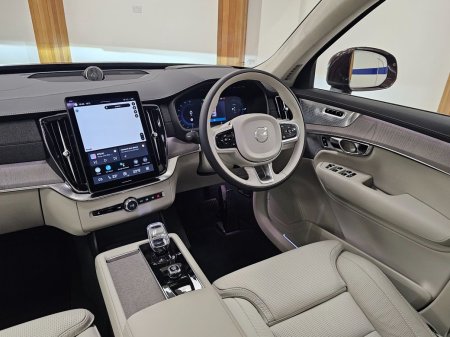 2025 Volvo XC90 - photo 10