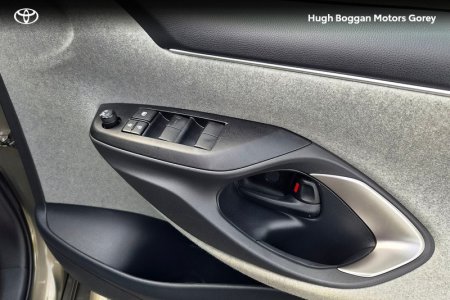 2021 Toyota Yaris - photo 17