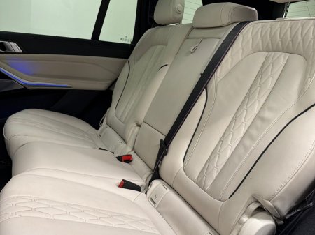 2023 BMW X7 - photo 22