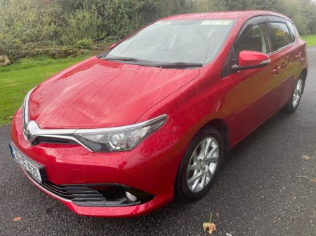 2016 Toyota Auris - photo 2