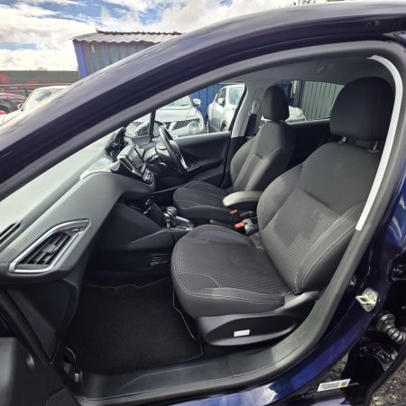 2018 Peugeot 208 - photo 16