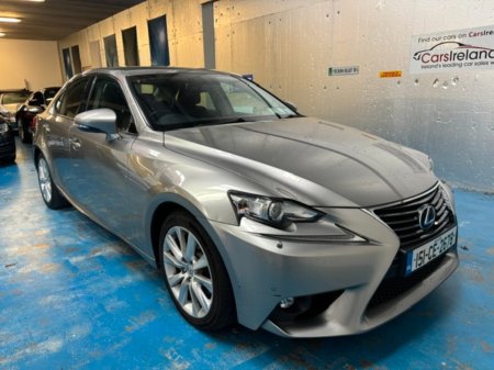2015 Lexus IS 300h Executive