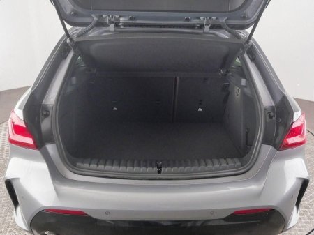 2024 BMW 1-Series - photo 13