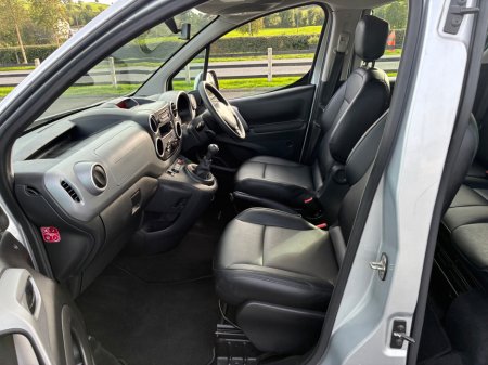 2019 Peugeot Partner - photo 9