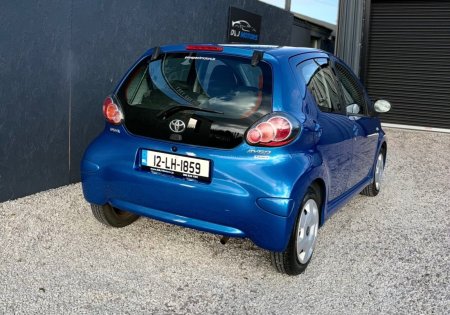 2012 Toyota Aygo - photo 12