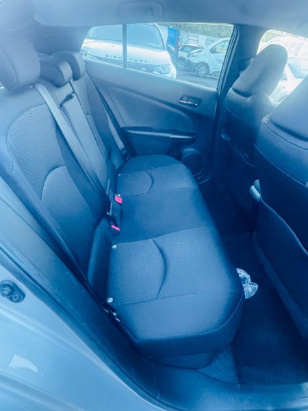 2022 Toyota Prius - photo 8